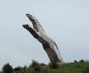 View from below of Sleipnir statue